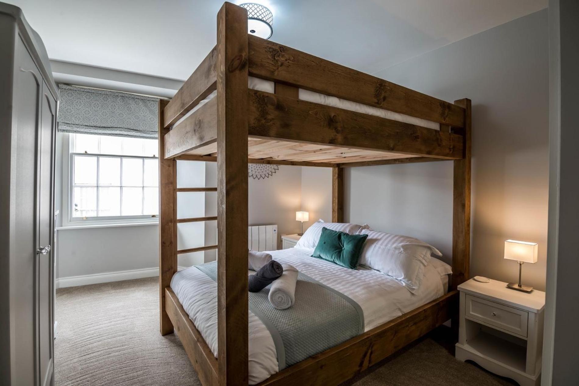 Lady Tenby - 2 Bedroom Apartment - Tenby Luaran gambar